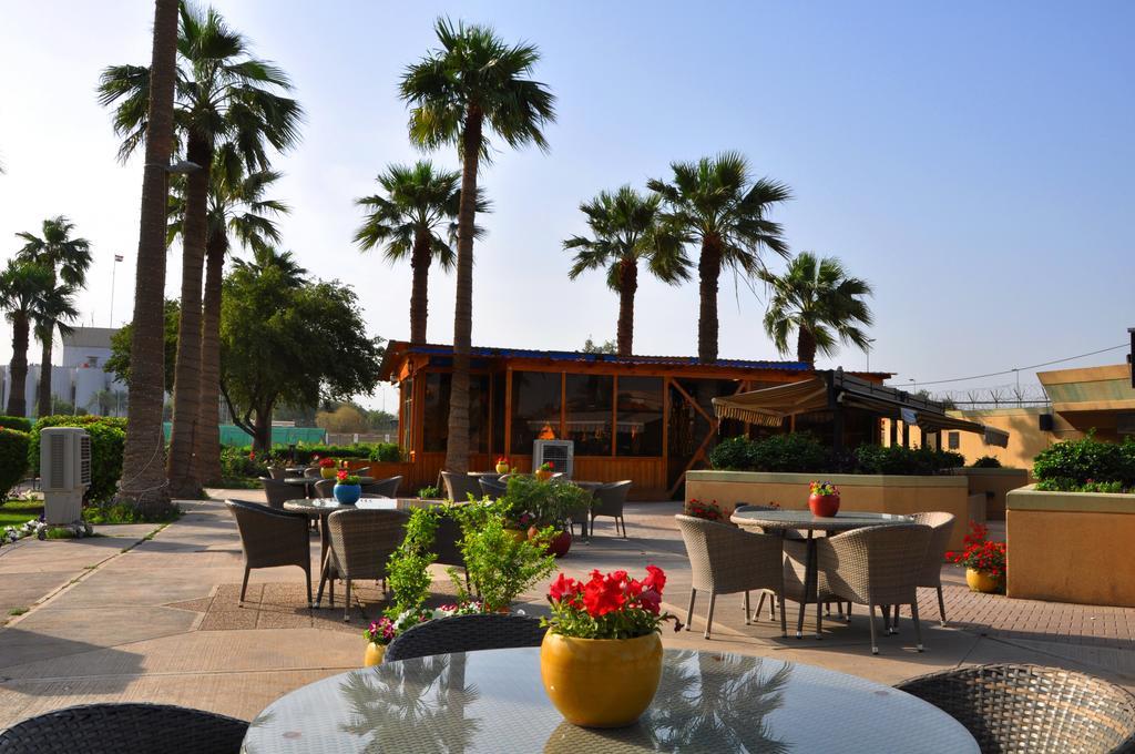 Royal Tulip Alrasheed Hotel Baghdād Exteriér fotografie